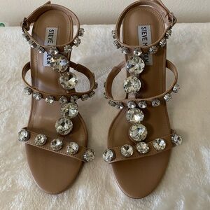 Steve Madden Women Brown Embellished Heels Size 7.5M